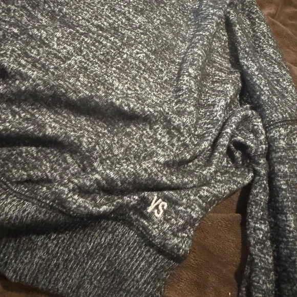 Victoria's Secret Charcoal Knit Top - Picture 4 of 4